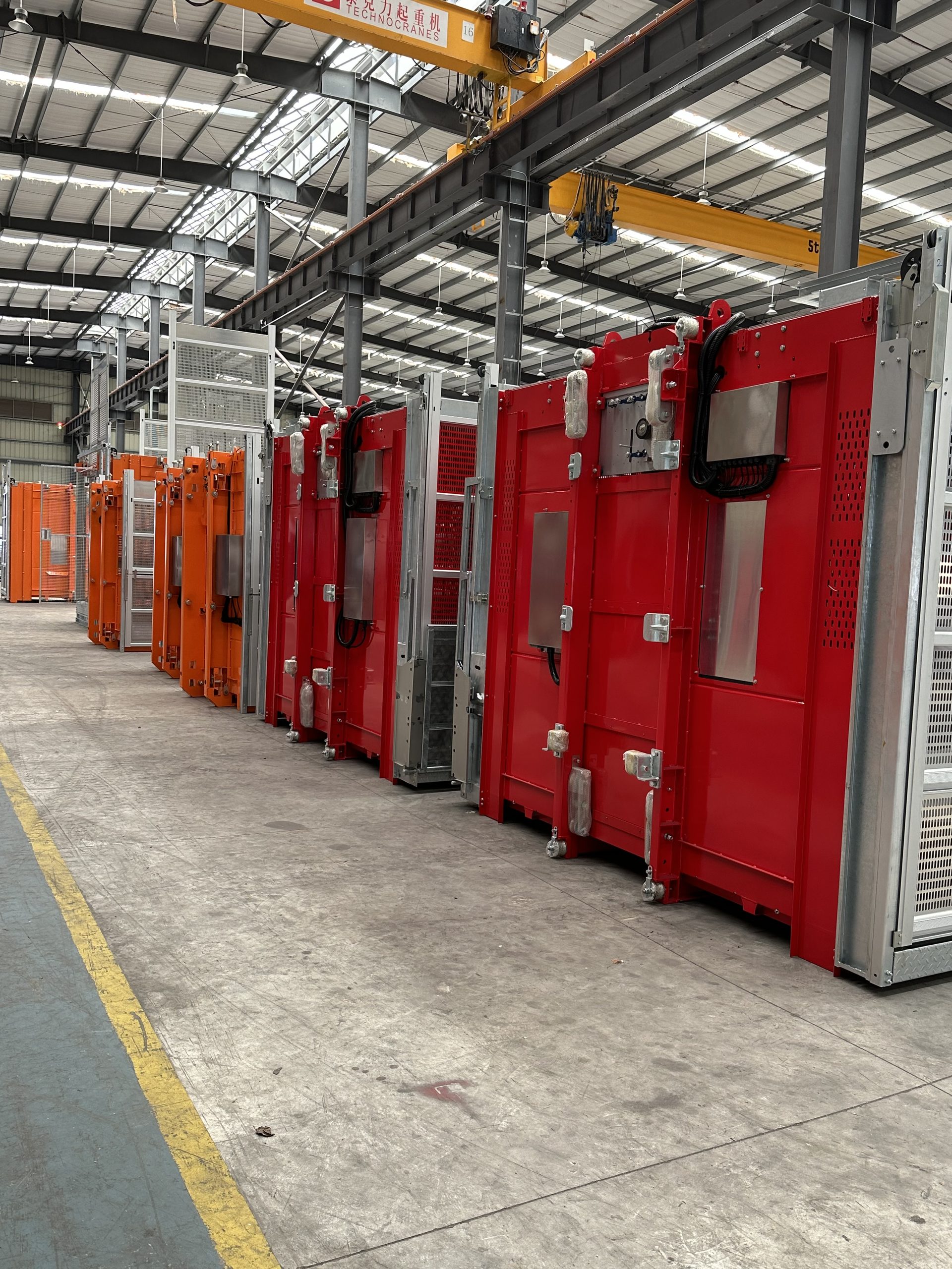 YHX hoists in production